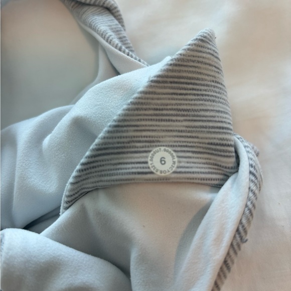 Lululemon Reversible Align Bra - Picture 3 of 3